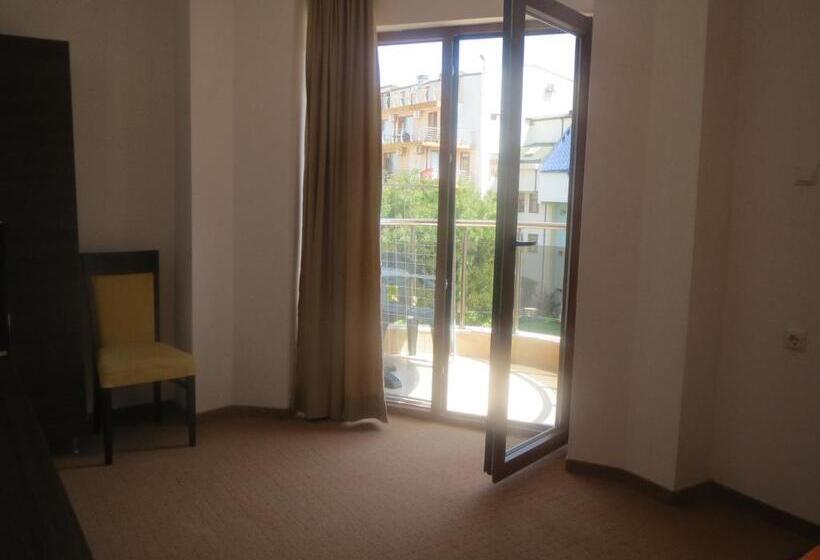 فندق Golden Lion