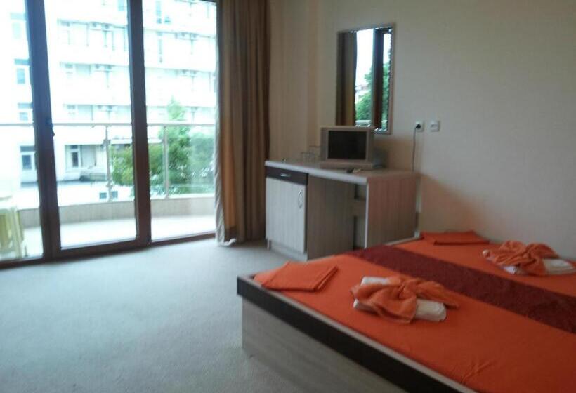 فندق Golden Lion