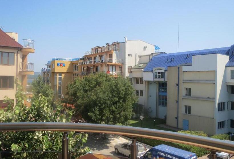 فندق Golden Lion