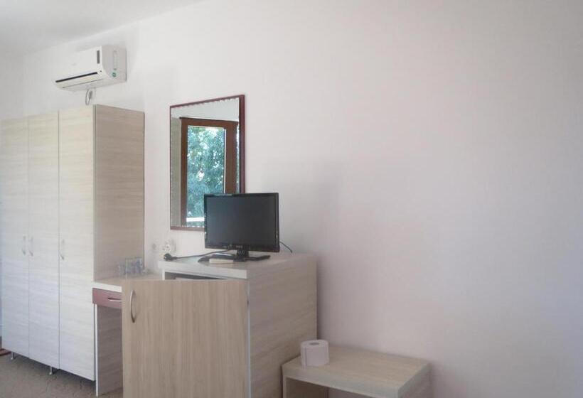 فندق Golden Lion