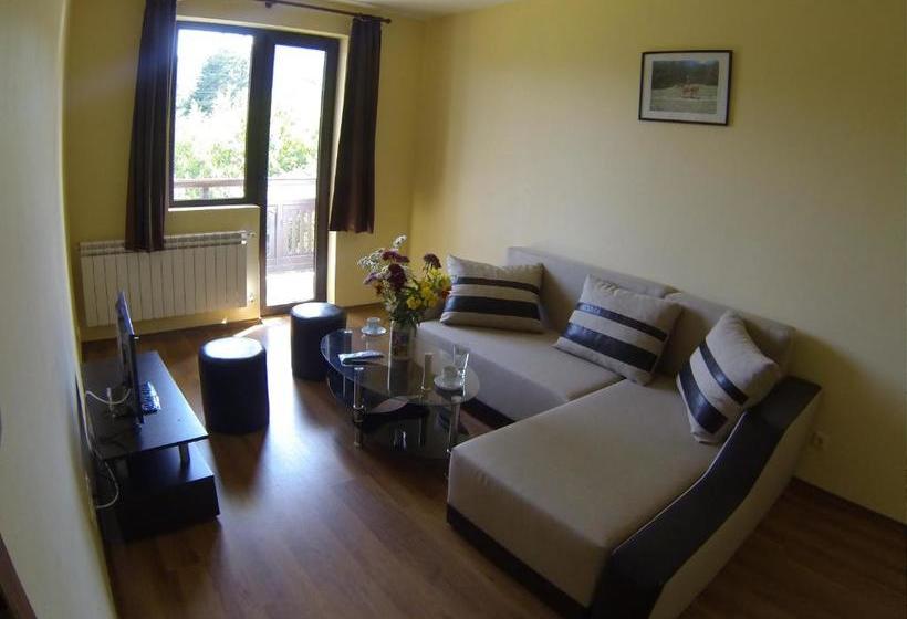 Отель Rusaliite Adventure House