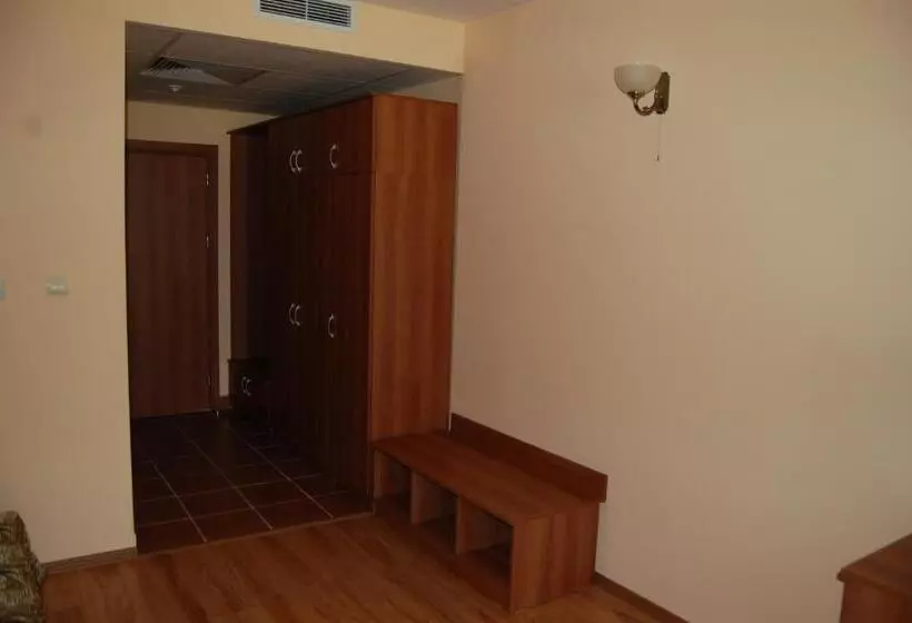 هتل Svetitsata