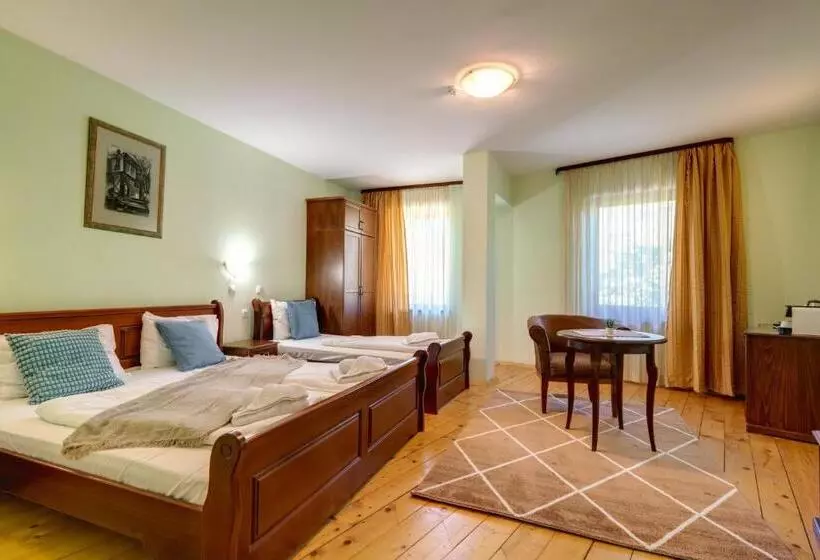Rachev Hotel Residence