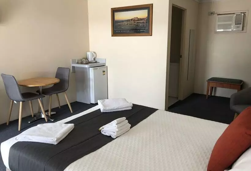 Alexander Motel
