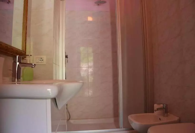 B&b Cherry En Rose