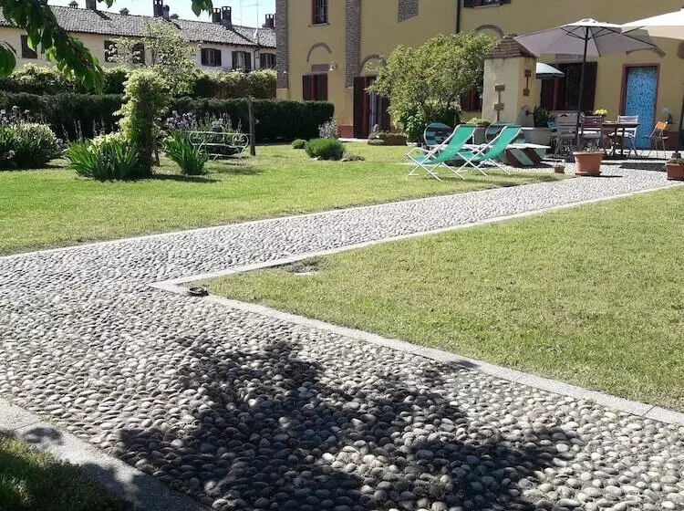 B&b Il Pioppo E La Fonte