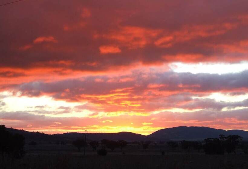 Bed and Breakfast Bulwarra Accommodation   Heritage Studio
