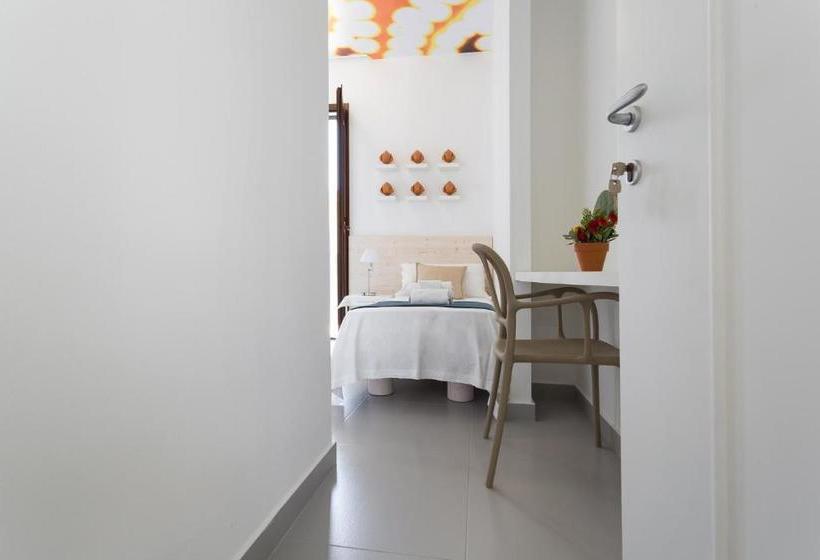 Bed and Breakfast L'uomo E Il Mare