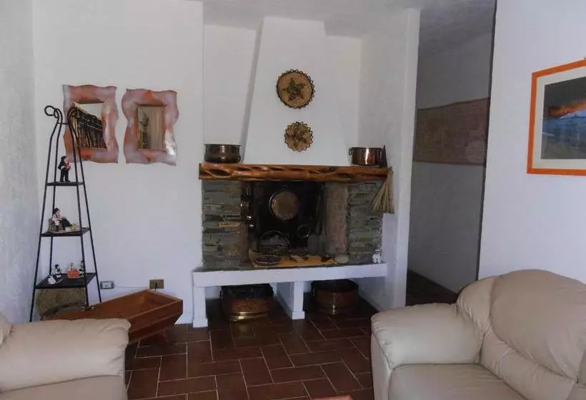 Aamiaismajoitus (B&B) La Dea Madre