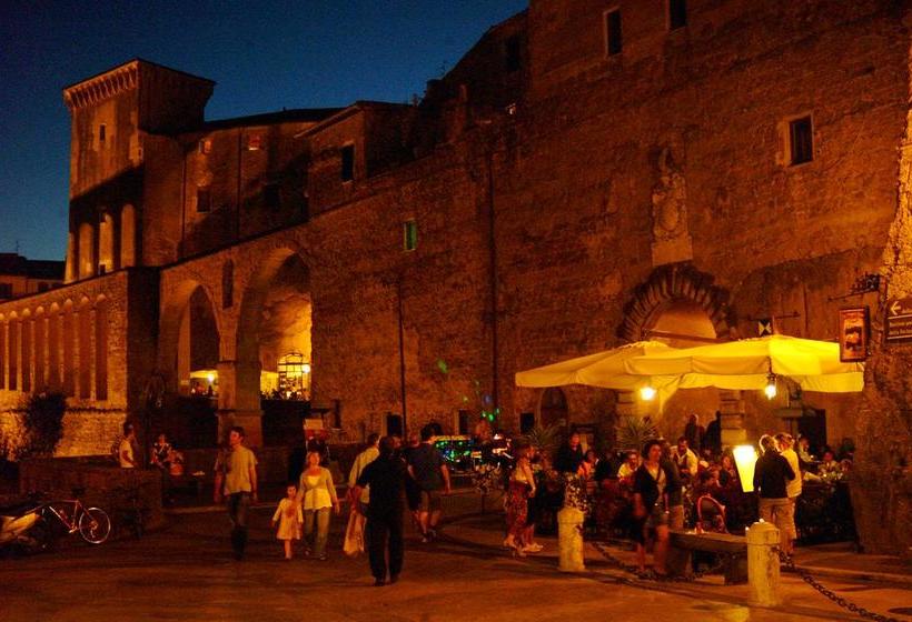 مبيت وإفطار Affittacamere La Magica Torre