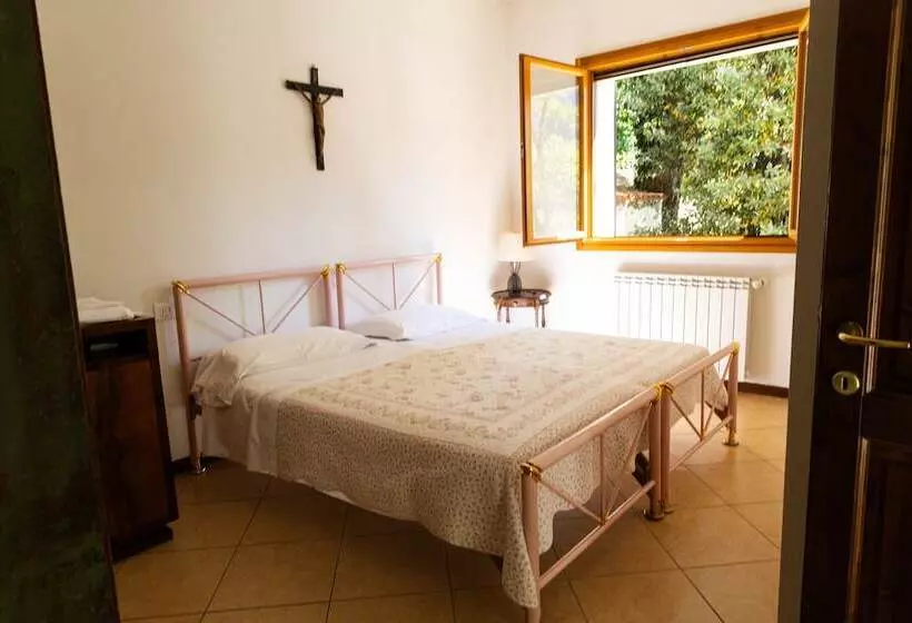 Aamiaismajoitus (B&B) Podere Riosto Cantina&agriturismo