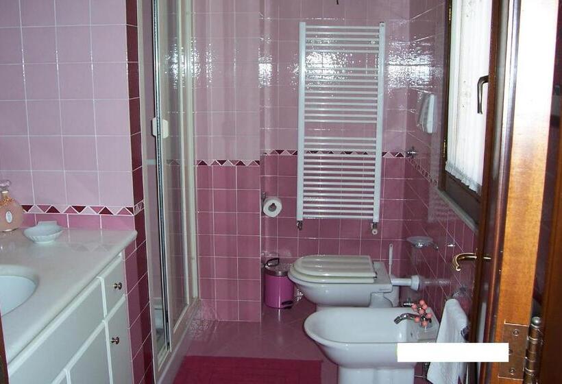 住宿加早餐  Villa Carmen On Etna