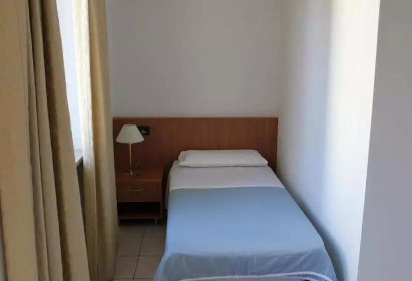 هتل Albergo Hofer