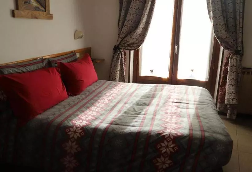 Hotelli Bucaneve