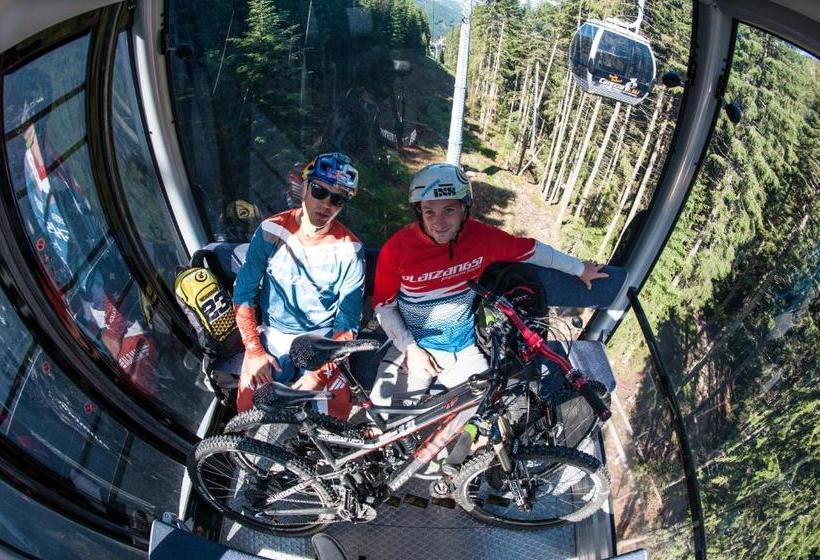 בית מלון כפרי Central