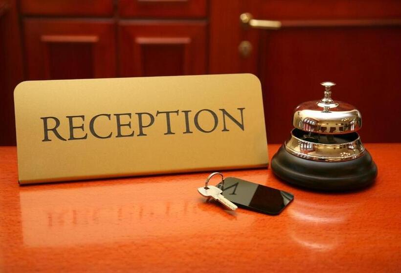 בית מלון כפרי Central