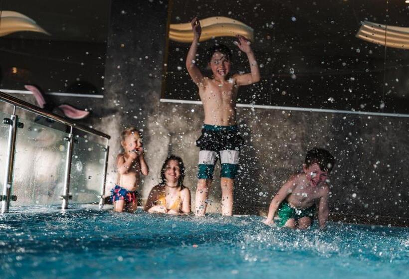 בית מלון כפרי Chalet Mirabell