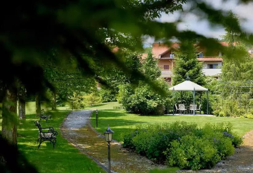 Hotelli Engels Park