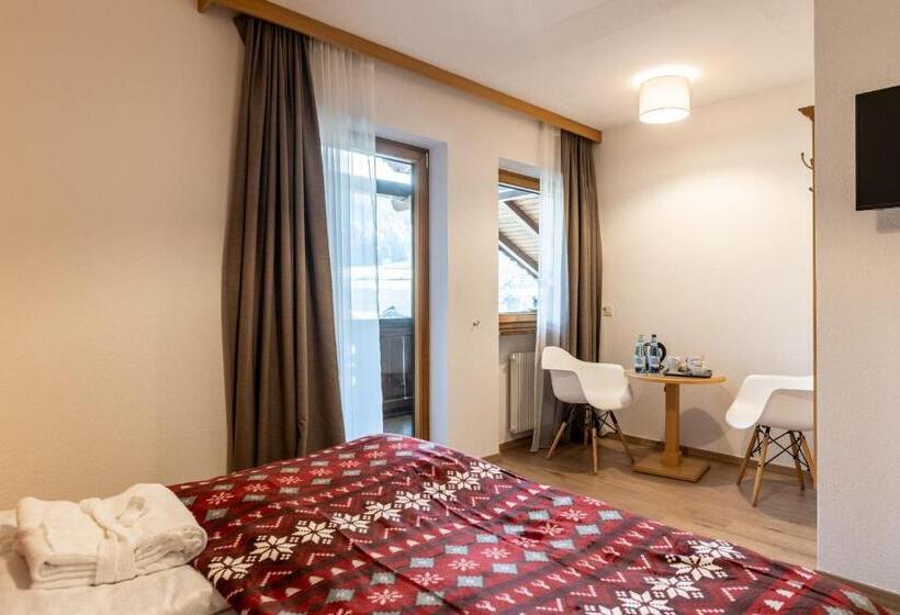 酒店 Kronplatzer Hof