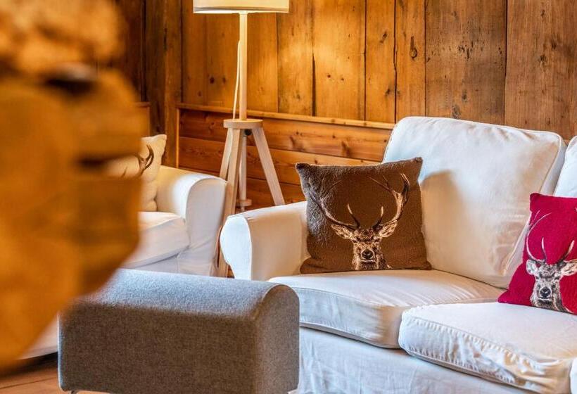 酒店 Kronplatzer Hof