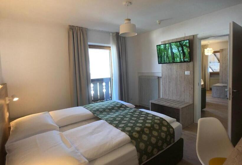 酒店 Kronplatzer Hof