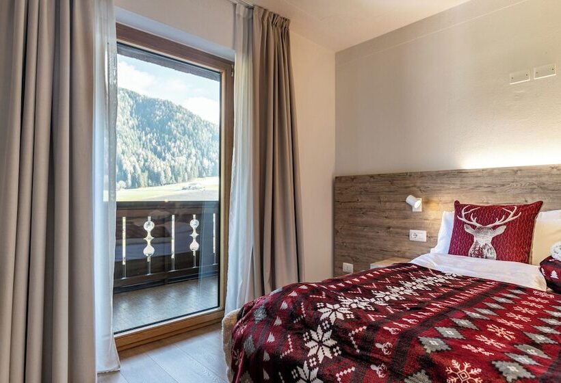 酒店 Kronplatzer Hof