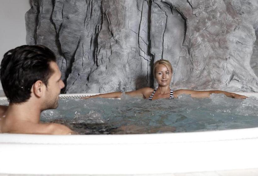 Landhotel Tharerwirt