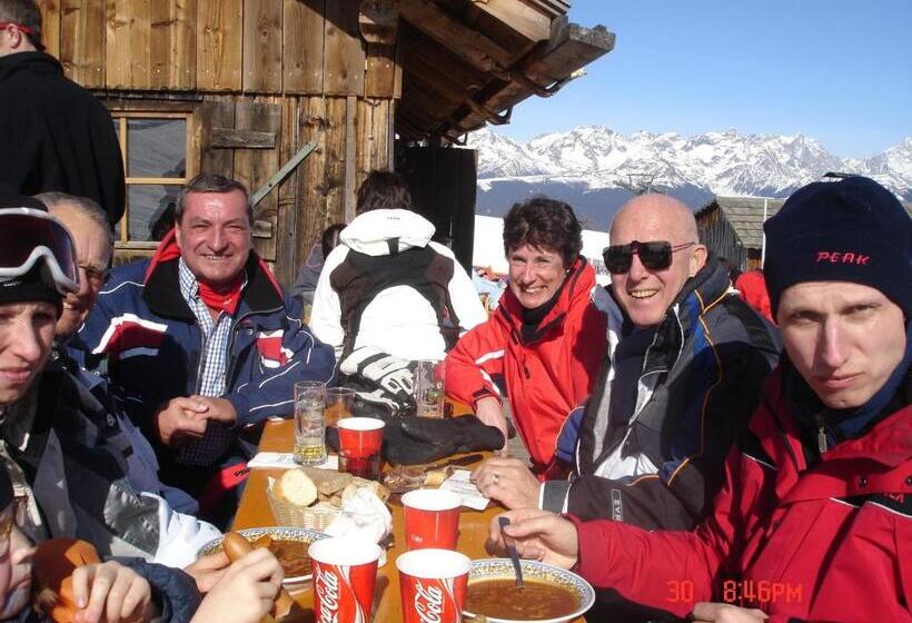 Landhotel Tharerwirt