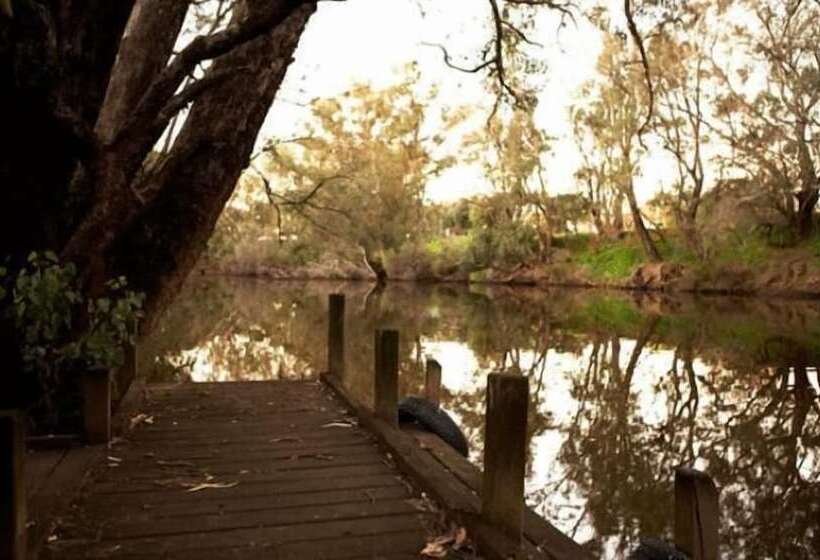 Lazy River Boutique Bed & Breakfast