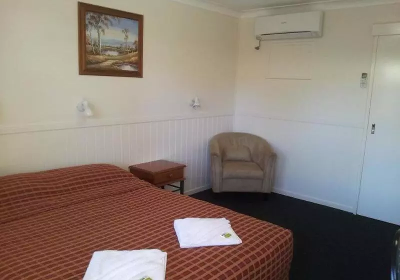 مُتل Charleville Waltzing Matilda Motor Inn
