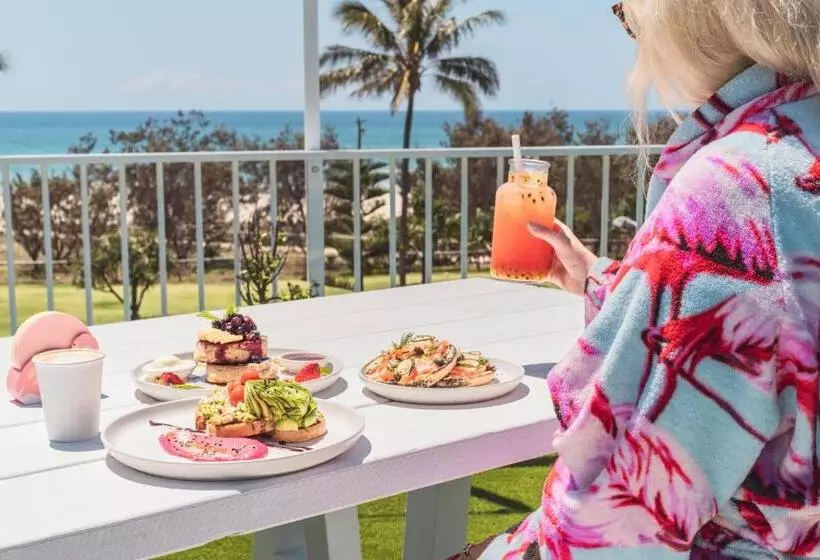 Motelli The Pink Hotel Coolangatta