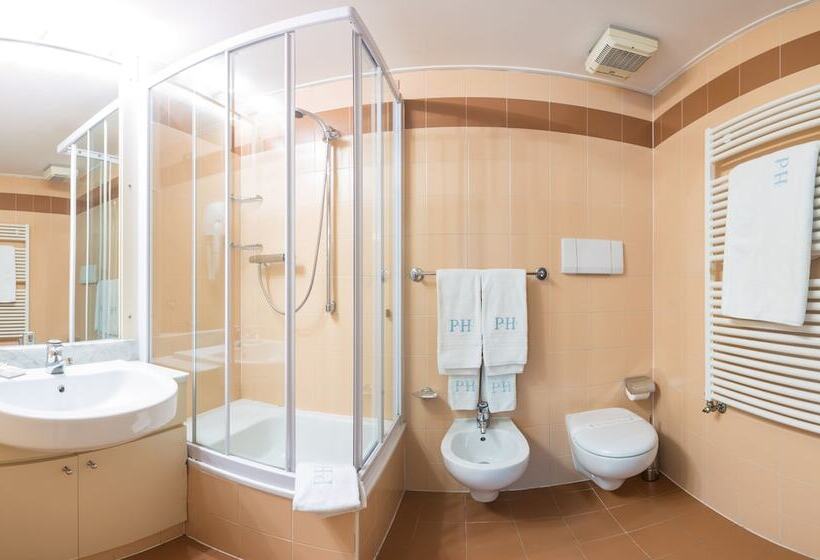 اقامتگاه Piazzi House