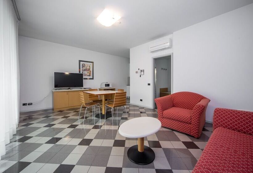 اقامتگاه Piazzi House