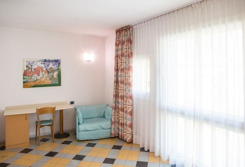 اقامتگاه Piazzi House