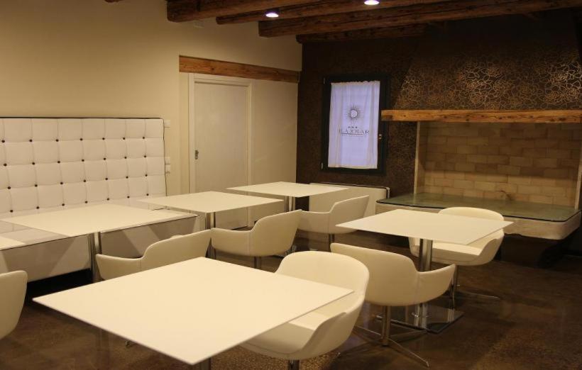 Villa Solaris Hotel & Residence