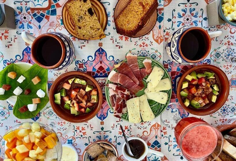 Bed and Breakfast Alentejo Zen Bnb, Cozy Suite, Patio, Private Pool And Entrance, Fire Pit