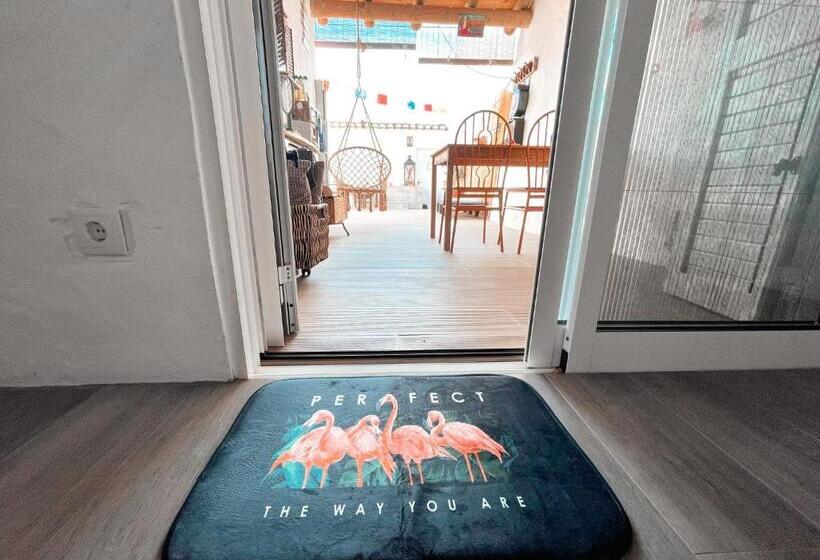 Bed and Breakfast Alentejo Zen Bnb, Cozy Suite, Patio, Private Pool And Entrance, Fire Pit