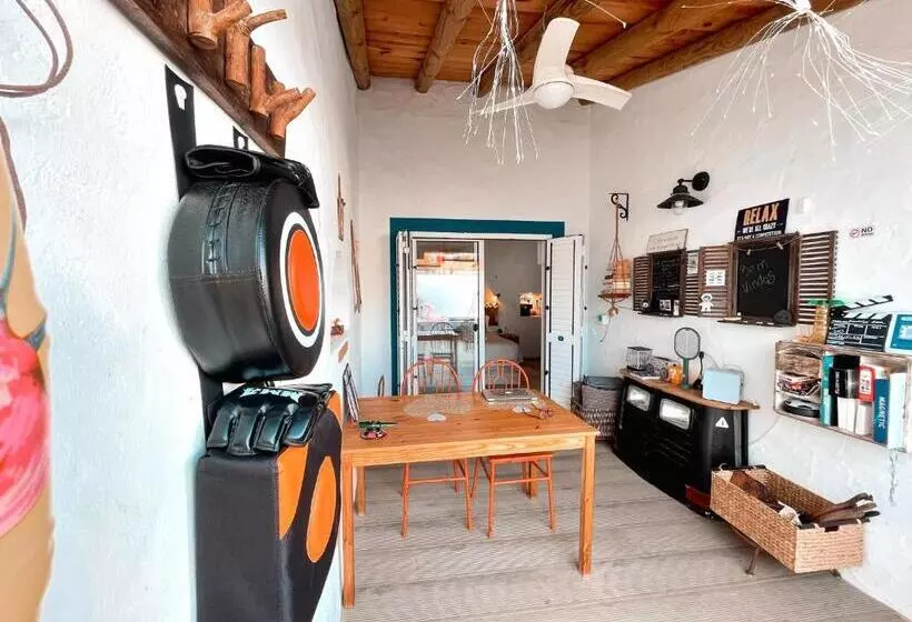 Aamiaismajoitus (B&B) Alentejo Zen Bnb, Cozy Suite, Patio, Private Pool And Entrance, Fire Pit