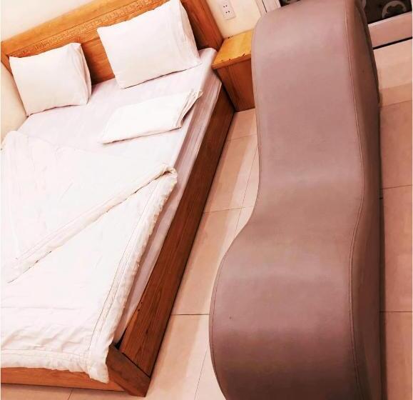 تختخواب و صبحانه Nhà Nghỉ Thành Công