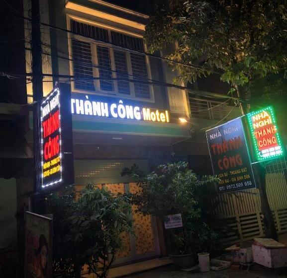 تختخواب و صبحانه Nhà Nghỉ Thành Công