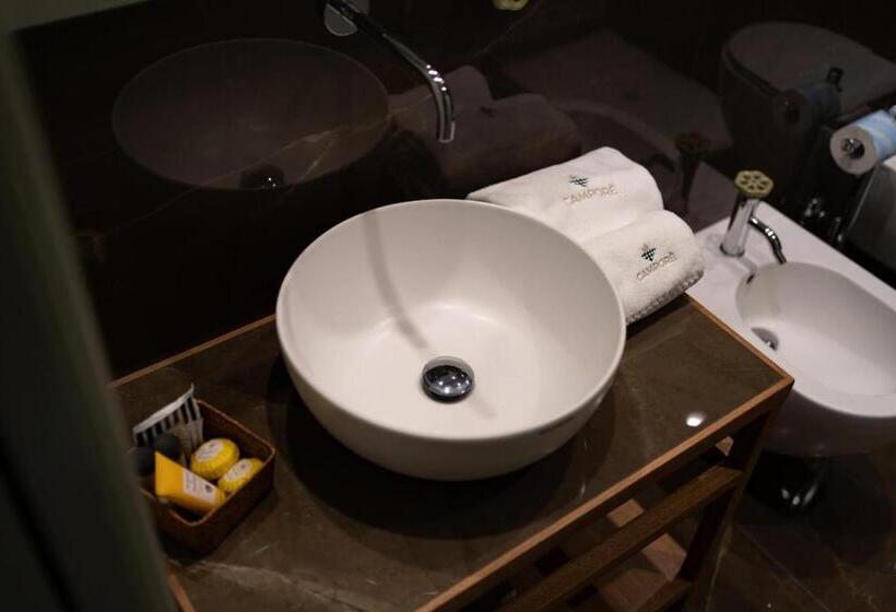 هتل Camporè Etna Wines And Resort