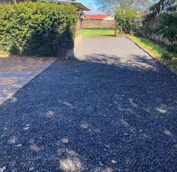 Majatalo Creekside Guest House Middelburg