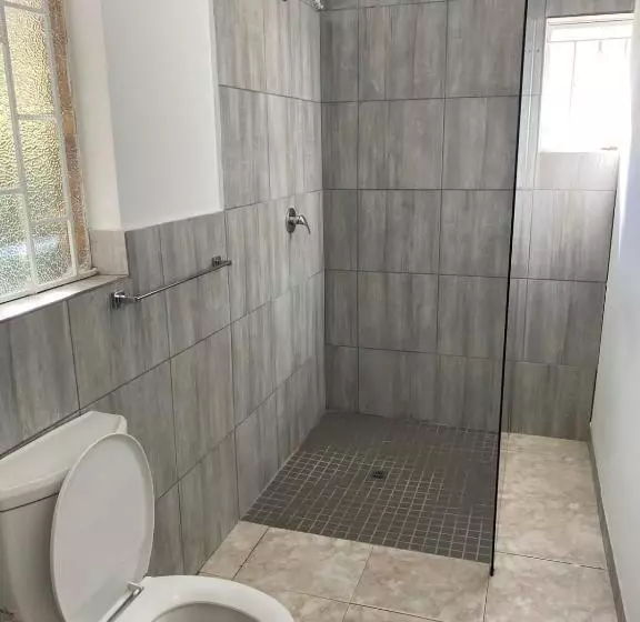 Majatalo Creekside Guest House Middelburg