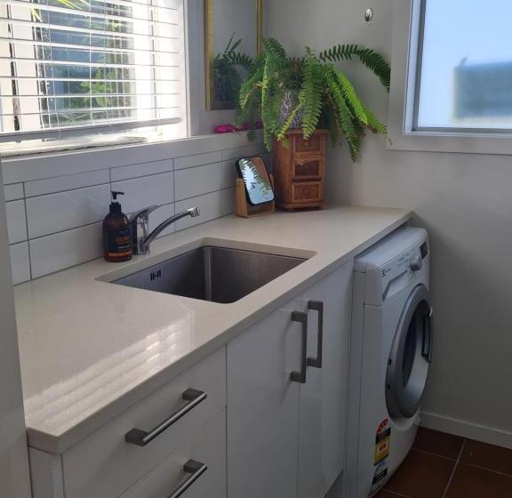 Pensión Paris Studio