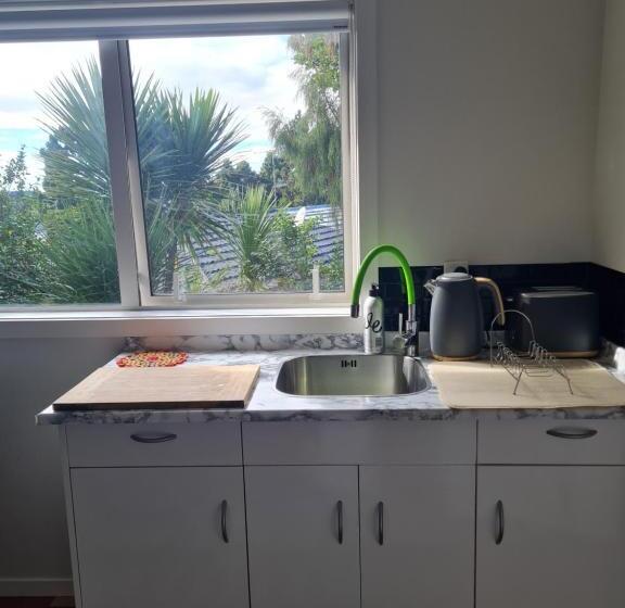 Pensión Paris Studio