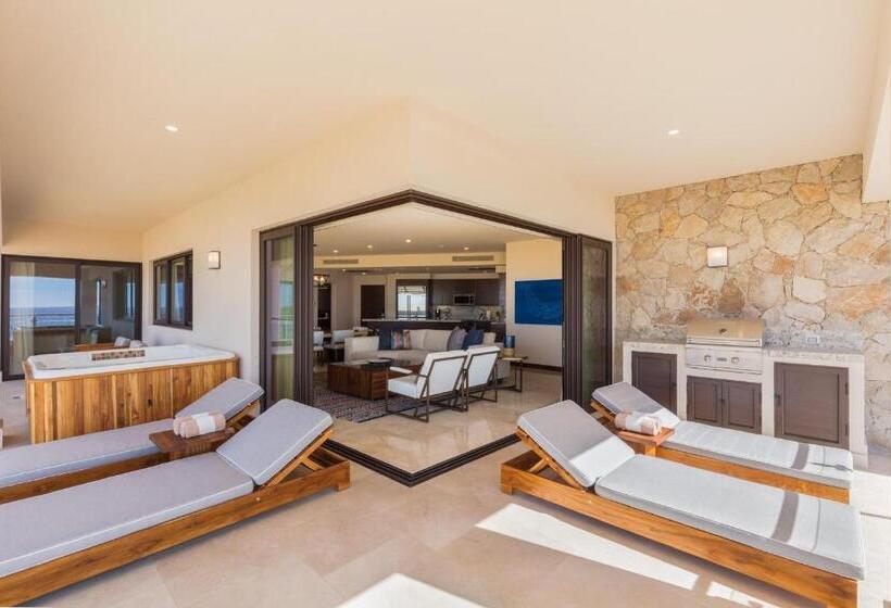 Beachfront 2 Bdrm Condo In Exclusive Diamante Golf