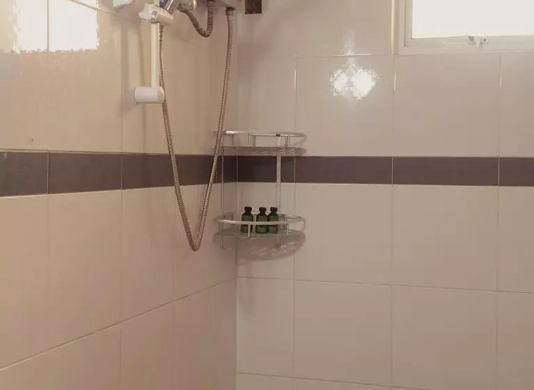 ベッドアンドブレックファースト Abihon Hoferhaus Mactan Guesthouse