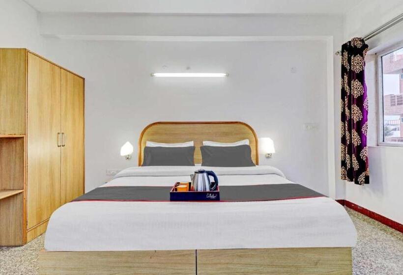 Отель All Season Stayz