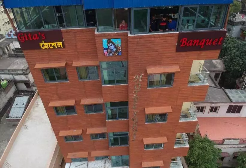 ホテル Tulusi Inn ! Bolpur, Shantiniketan