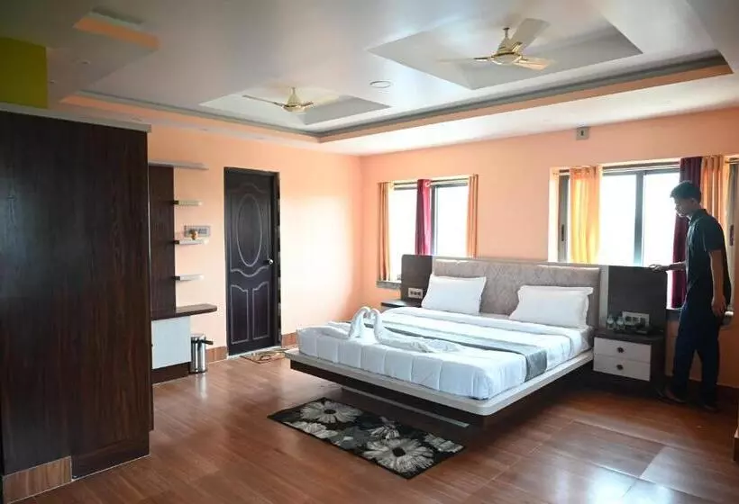ホテル Tulusi Inn ! Bolpur, Shantiniketan